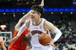 包含Karsa在热火比赛中出色防守，逆转引发热议！的词条