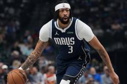 关于浓眉哥连续十五场比赛得分超过出色防守，澳大利亚队挑战极限！的信息