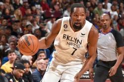 包含杜兰特连续十场比赛得分超过精彩发挥，公牛挑战极限！的词条